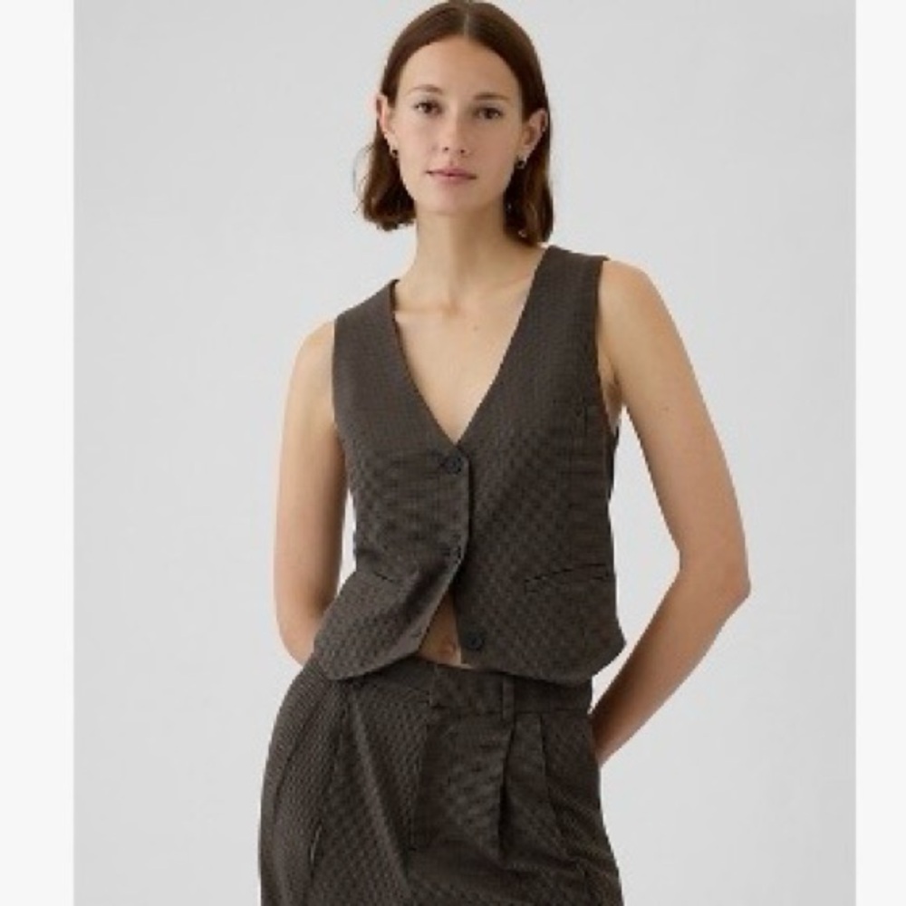 GAP Cropped Button-Up Vest Sz Small